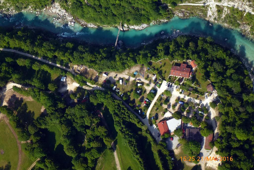 Отель Pocitniska Hisa Lazar Кобарид Экстерьер фото